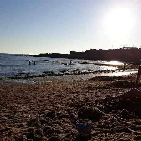 - 5 Minutes Walk To The Beach